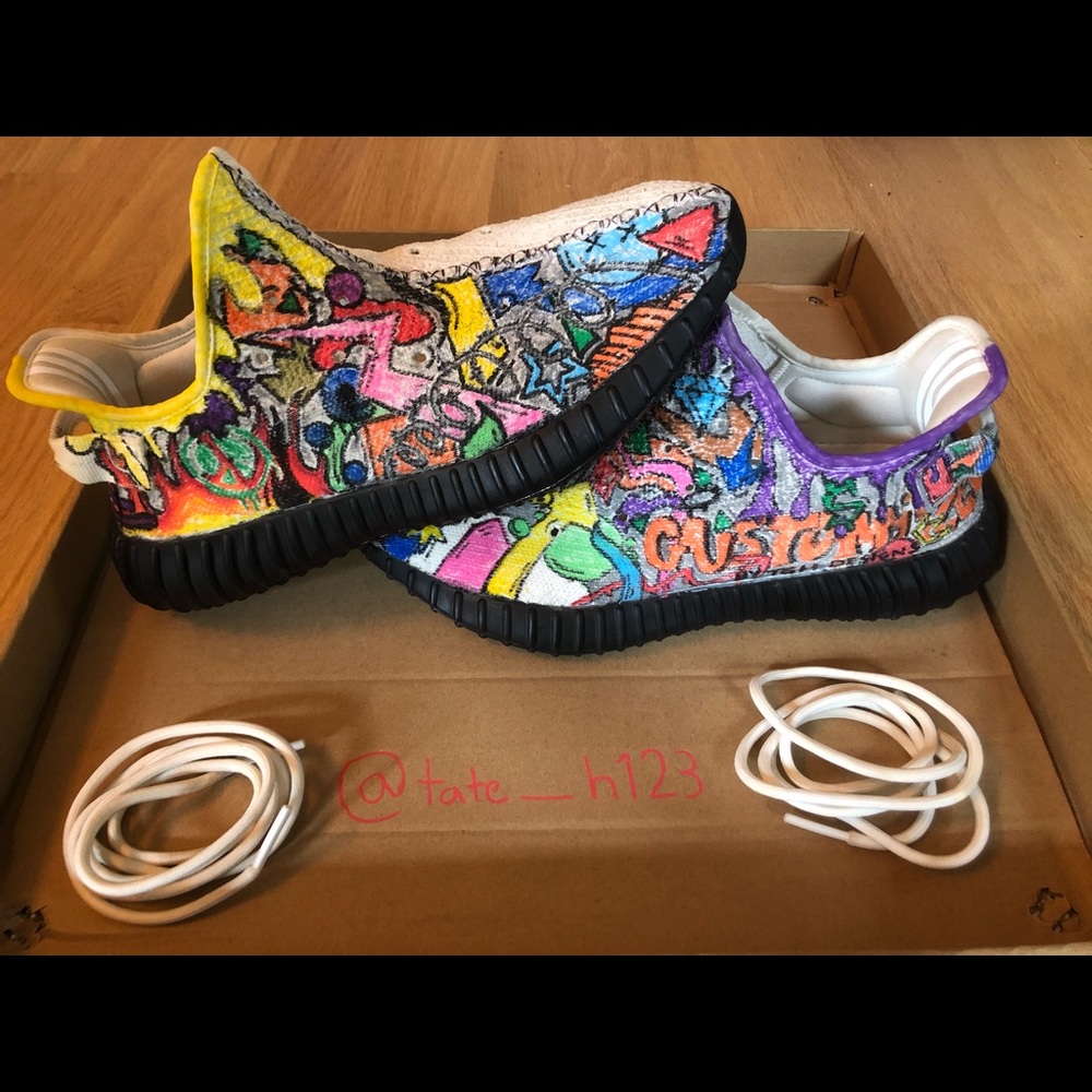 Adidas Yeezy boost 350 triple white sneakers. - Picture 3 of 5